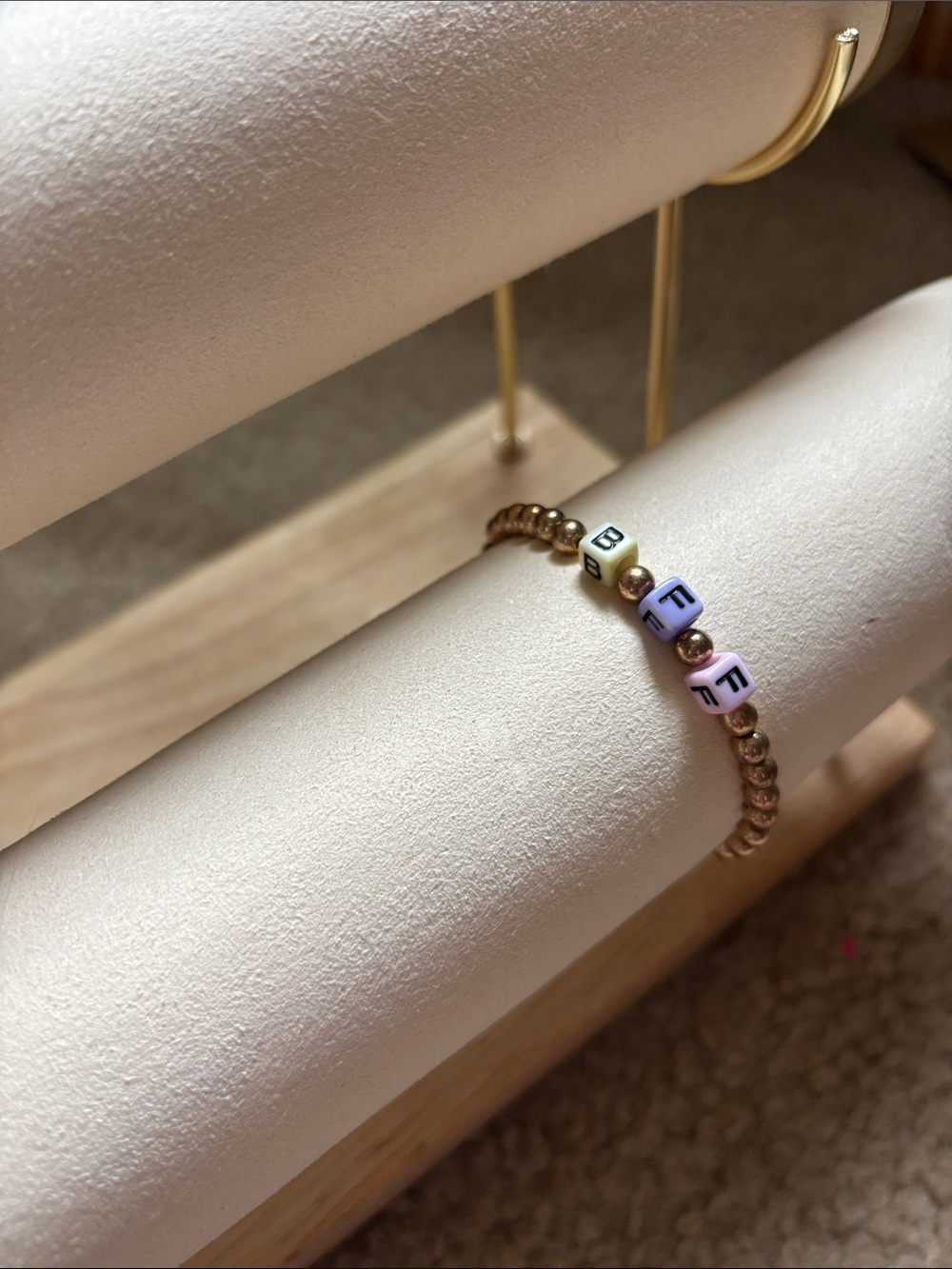 Three-Tier Jewelry Bracelet Display - Cream & Gold - Picture 4 of 11